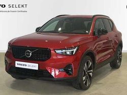 Rojo Usado 2025 Volvo XC40 Plus SUV | 45.990 €