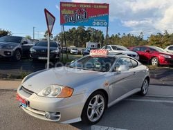 Gris / plata Usado 2004 Hyundai Coupé Coupe | 4999 €