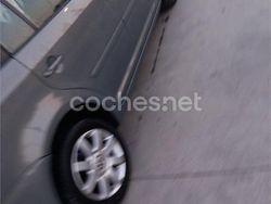 Gris / plata Usado 2004 VW Touran Edition Monovolumen | 3300 € (Un poco caro)