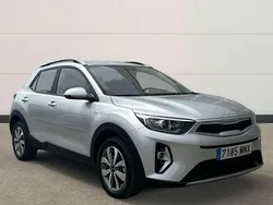 Usado 2024 Kia Stonic SUV | 16.600 € (Precio justo)