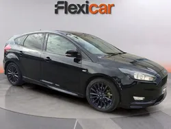 Negro Usado 2018 Ford Focus ST-Line Berlina | 11.090 € (Super precio)