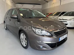 Beige Usado 2015 Peugeot 308 Active Familiar | 8290 € (Precio justo)