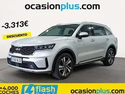 Plateado Usado 2023 Kia Sorento SUV | 33.137 € (Precio justo)