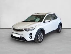 Blanco Nuevo 2024 Kia Stonic SUV | 16.995 € (Precio justo)