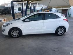 Blanco Usado 2012 Hyundai i30 Base Berlina | 6000 € (Buen precio)