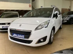 Blanco Usado 2014 Peugeot 5008 Style Monovolumen | 9700 € (Precio justo)