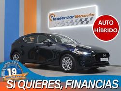 Azul Usado 2025 Mazda 3 Prime-Line Berlina | 26.900 €