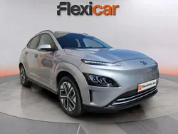 Gris Usado 2023 Hyundai Kona SUV | 19.490 € (Super precio)