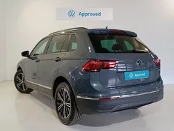 Gris Usado 2023 VW Tiguan Life SUV | 39.900 € (Caro)