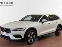 Blanco Usado 2022 Volvo V60 CC Core Familiar | 33.900 € (Buen precio)