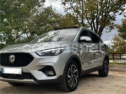 Gris / plata Usado 2024 MG ZS Luxury Berlina | 17.500 € (Precio justo)