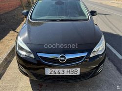 Negro Usado 2010 Opel Astra Enjoy Berlina | 6999 € (Precio justo)