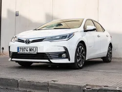 Blanco Usado 2018 Toyota Avensis Advance Berlina | 15.500 € (Un poco caro)