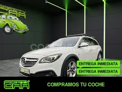 Blanco Usado 2014 Opel Insignia Country Tourer Familiar | 12.999 €