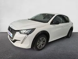 Blanco Usado 2023 Peugeot e-208 Allure Utilitario | 29.900 €