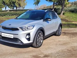 Gris / plata Usado 2020 Kia Stonic GT-Line SUV | 14.990 € (Precio justo)
