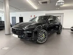 Negro cromita metalizado Nuevo 2025 Porsche Cayenne SUV | 136.900 € (Super precio)