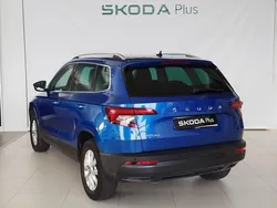 Azul Usado 2020 Skoda Karoq Ambition SUV | 21.100 € (Un poco caro)