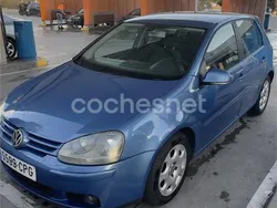 Azul Usado 2003 VW Golf IV Trendline Berlina | 2900 € (Precio justo)