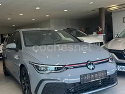 Gris / plata Usado 2023 VW Golf VIII GTI Berlina | 41.900 € (Caro)