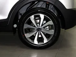 Gris Usado 2023 Kia Stonic SUV | 23.500 € (Caro)