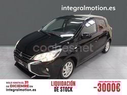 Negro Usado 2024 Mitsubishi Space Star Motion Berlina | 13.500 € (Precio justo)