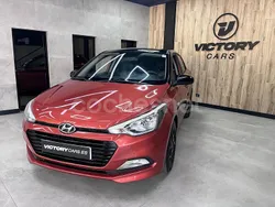 Naranja Usado 2017 Hyundai i20 Active Berlina | 9995 € (Precio justo)