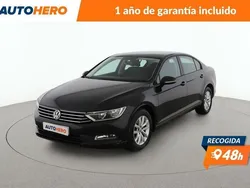 Negro Usado 2015 VW Passat Edition Berlina | 12.399 €