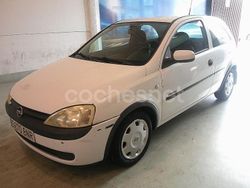 Blanco Usado 2001 Opel Corsa Club Berlina | 1360 € (Precio justo)