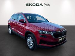 Rojo Usado 2024 Skoda Karoq Selection SUV | 26.350 € (Precio justo)