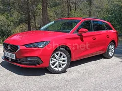 Rojo Usado 2022 Seat Leon Style Familiar | 15.490 € (Precio justo)