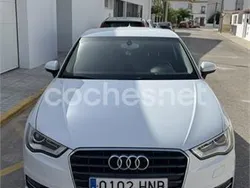 Blanco Usado 2012 Audi A3 Attraction Berlina | 7500 € (Precio justo)