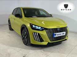 Verde Nuevo 2024 Peugeot e-208 Allure Utilitario | 26.990 € (Precio justo)