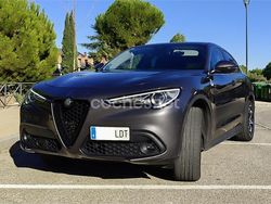 Gris / plata Usado 2020 Alfa Romeo Stelvio Executive SUV | 27.800 € (Precio justo)
