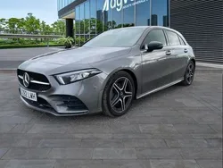 Gris Usado 2022 Mercedes A180 Berlina | 29.000 € (Precio justo)