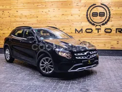 Negro Usado 2019 Mercedes GLA200 SUV | 21.970 € (Buen precio)