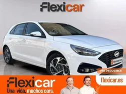 Blanco Usado 2024 Hyundai i30 Berlina | 20.490 € (Precio justo)