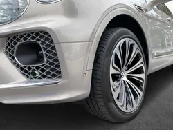 Plateado Usado 2021 Bentley Bentayga SUV | 226.000 € (Buen precio)