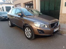 Marrón Usado 2009 Volvo XC60 Momentum SUV | 12.200 € (Caro)