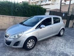 Gris / plata Usado 2011 Opel Corsa Essentia Berlina | 5300 € (Precio justo)