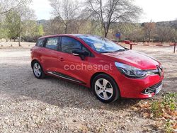 Rojo Usado 2015 Renault Clio GrandTour Familiar | 4800 € (Precio justo)