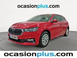 Rojo Usado 2024 Skoda Fabia Selection Utilitario | 15.264 € (Super precio)