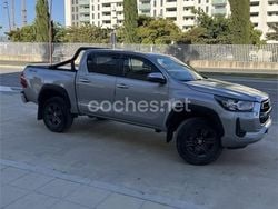 Gris / plata Usado 2022 Toyota HiLux Plus Recogida | 43.000 €