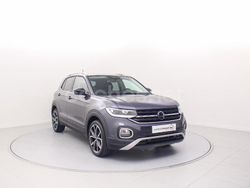 Gris / plata Usado 2023 VW T-Cross Sportline SUV | 23.390 € (Caro)