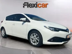 Blanco Usado 2018 Toyota Auris Active Berlina | 13.290 € (Precio justo)