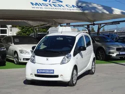 Blanco Usado 2017 Peugeot iON Utilitario | 7900 €