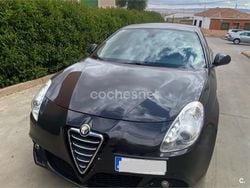 Negro Usado 2013 Alfa Romeo Giulietta Distinctive Berlina | 5000 € (Buen precio)