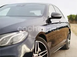 Azul Usado 2017 Mercedes E220 Berlina | 24.490 € (Buen precio)