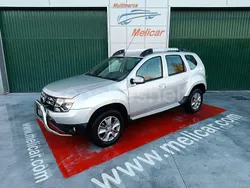 Gris / plata Usado 2014 Dacia Duster Lauréate SUV | 10.990 € (Precio justo)