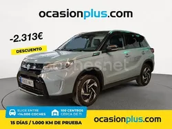 Gris / plata Usado 2024 Suzuki Vitara SUV | 25.450 € (Caro)